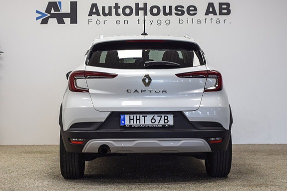 Renault Captur 4 of 5