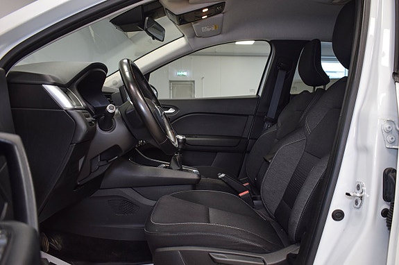 Renault Captur 5 of 5