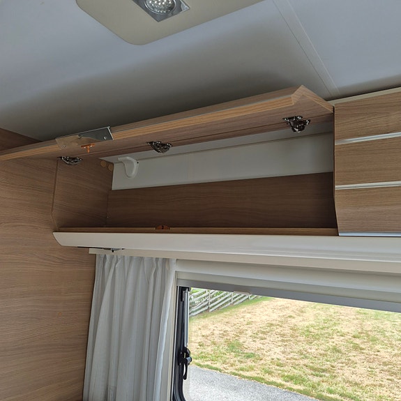 Adria 573 PT 7 of 14