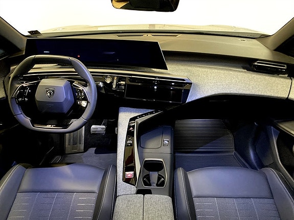 Peugeot 3008 6 of 18
