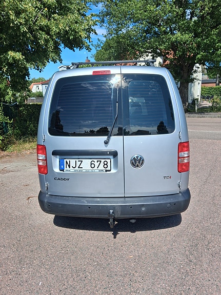 Volkswagen Caddy Maxi 6 of 9