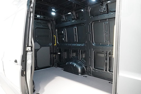 Volkswagen Crafter 5 of 11