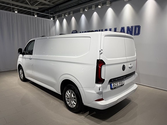 Volkswagen e-Transporter 5 of 16