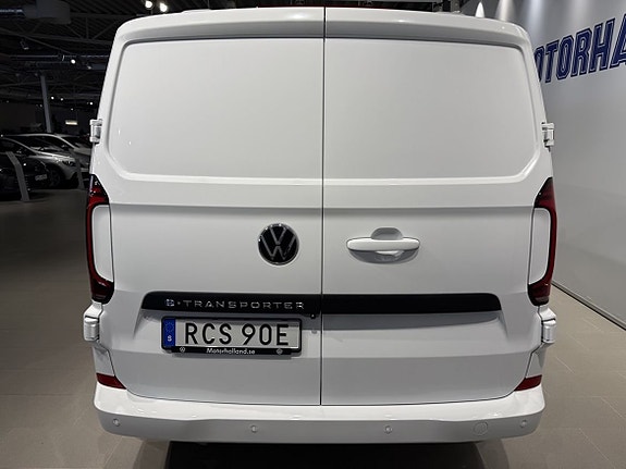 Volkswagen e-Transporter 6 of 16