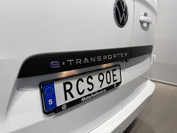Volkswagen e-Transporter 8 of 16