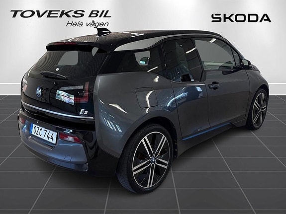 BMW i3 3 of 5