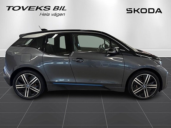 BMW i3 2 of 5