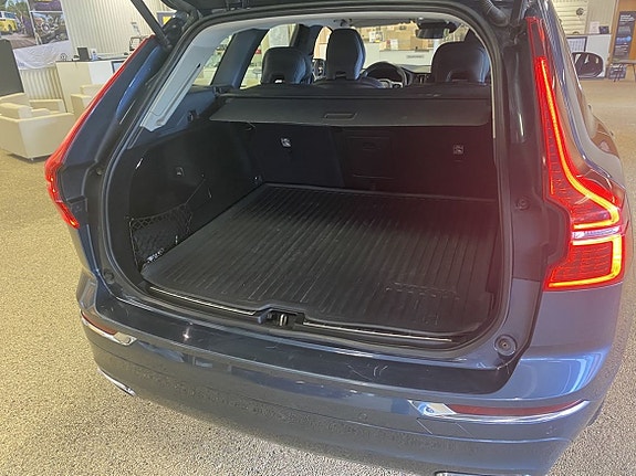 Volvo XC60 5 of 18