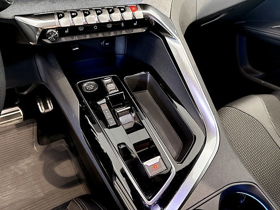 Peugeot 5008 14 of 19