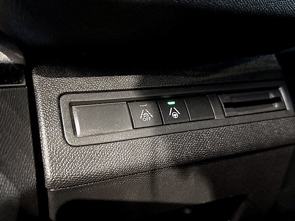 Peugeot 5008 9 of 19