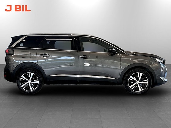 Peugeot 5008 17 of 19