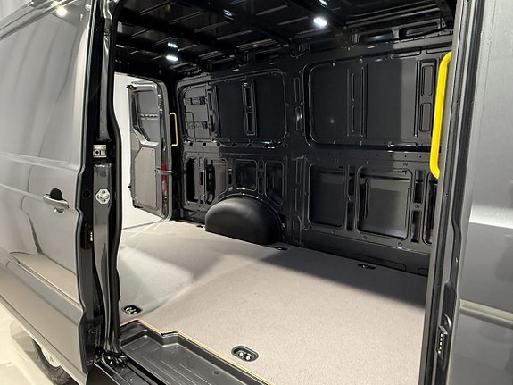 Volkswagen Crafter 20 of 20
