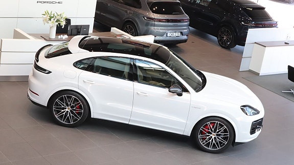 Porsche Cayenne Coupe 5 of 5