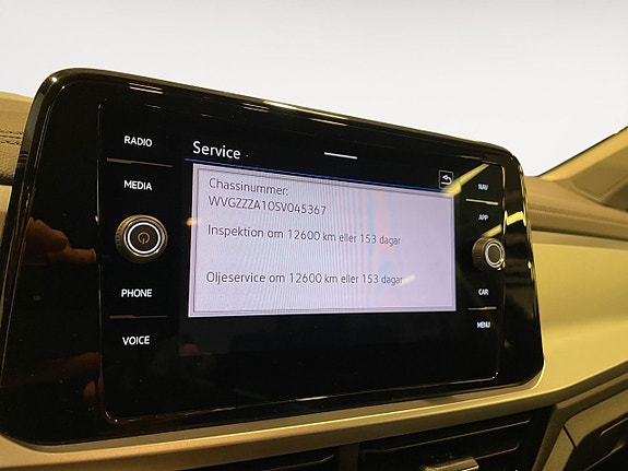 Volkswagen T-Roc 20 of 23