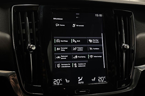 Volvo V90 Cross Country 22 of 30