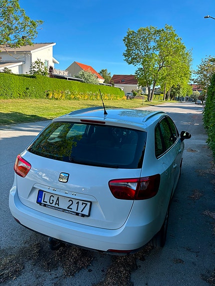 Seat Ibiza 4 of 5