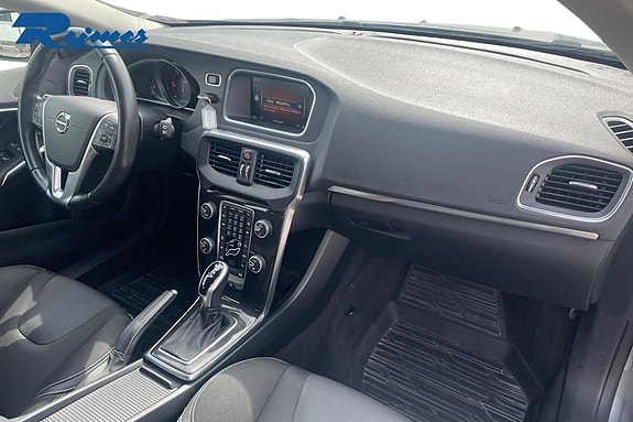 Volvo V40 9 of 20
