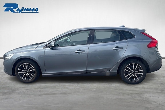 Volvo V40 6 of 20