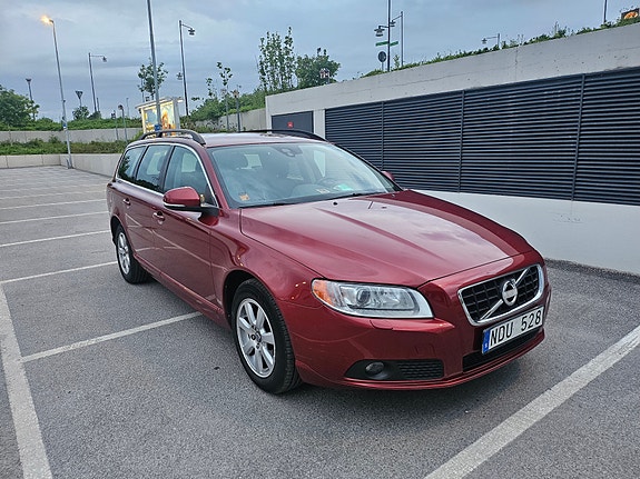 Volvo V70 2013