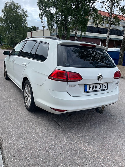 Volkswagen Golf VII 2 of 5
