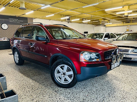 Volvo XC90 4 of 5