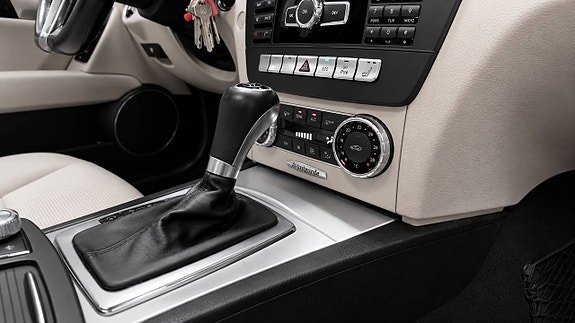 Mercedes-Benz C220 18 of 28