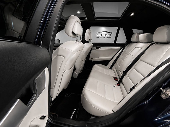 Mercedes-Benz C220 20 of 28