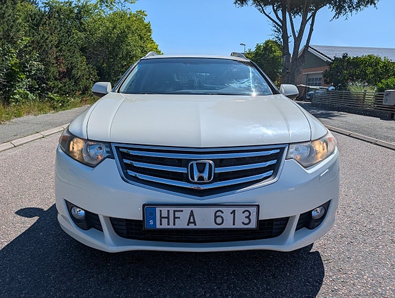 Honda Accord 3 of 5