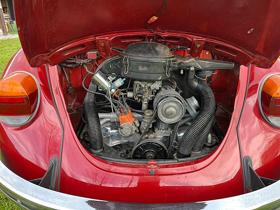 Volkswagen 1200 8 of 15