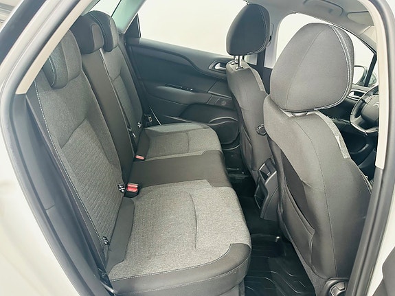 Citroen C4 14 of 16