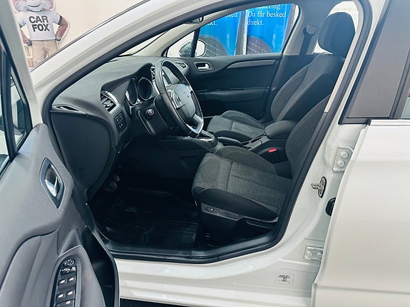 Citroen C4 10 of 16