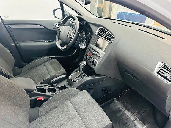 Citroen C4 12 of 16