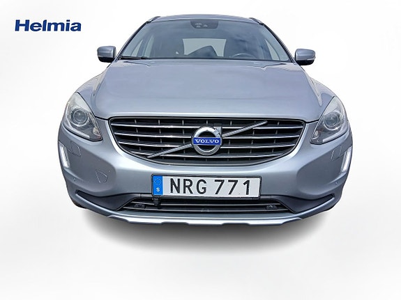 Volvo XC60 2 of 5