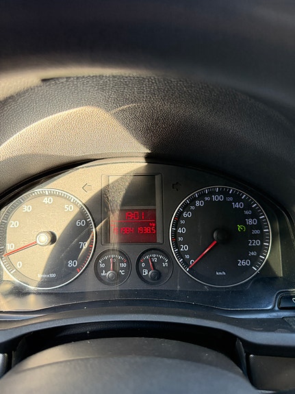 Volkswagen Golf V 3 of 10