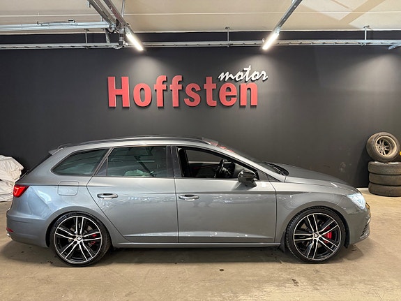 Seat Leon 2 of 22