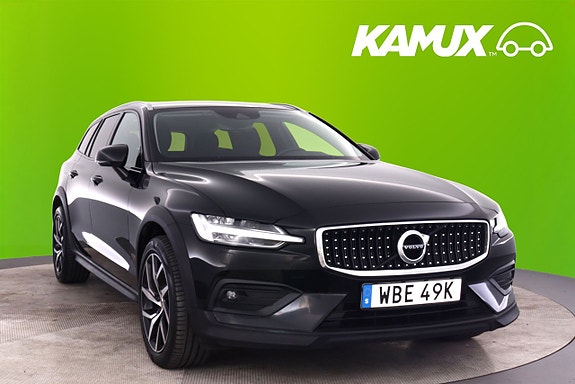 Volvo V60 Cross Country 8 of 22