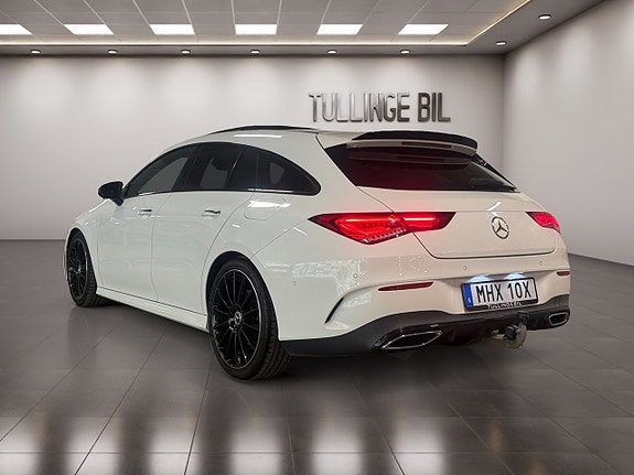 Mercedes-Benz CLA200 3 of 5