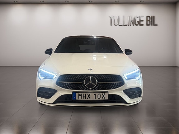 Mercedes-Benz CLA200 8 of 25