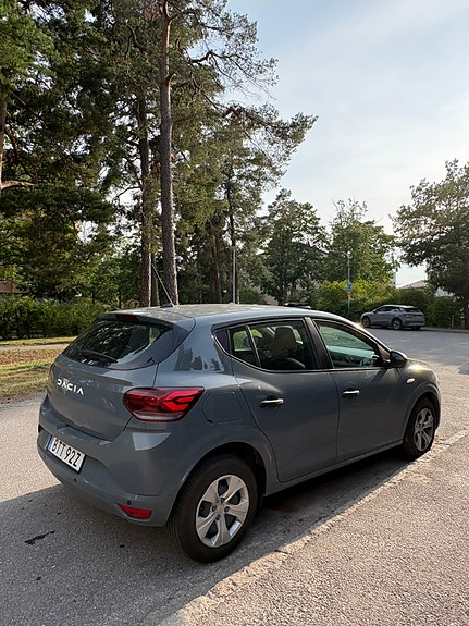 Dacia Sandero 5 of 5