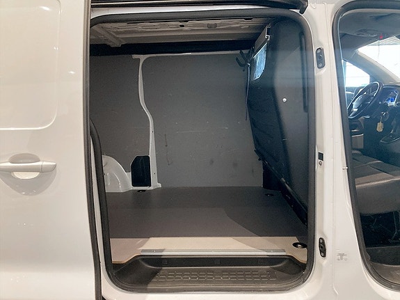 Citroen E-Jumpy 15 of 16