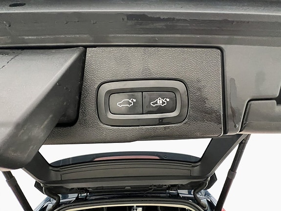 Volvo XC60 29 of 30