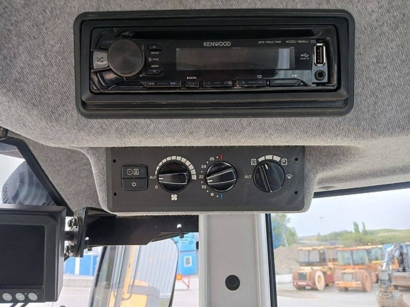 Volvo L 90 H, Hjullastare 12 of 21