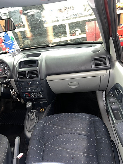 Renault Clio 6 of 7
