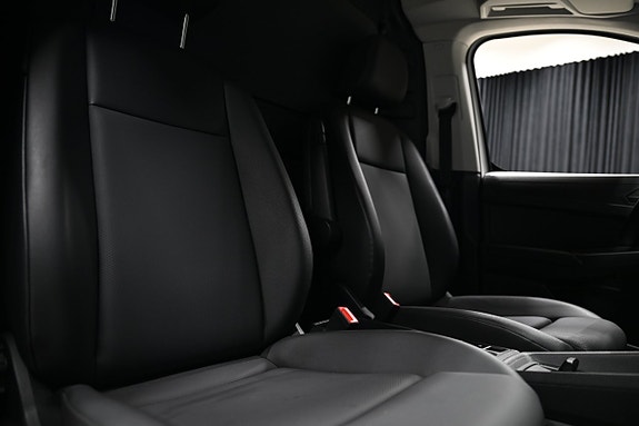 Volkswagen Caddy 15 of 30