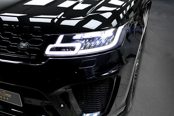 Land Rover Range Rover Sport 13 of 30