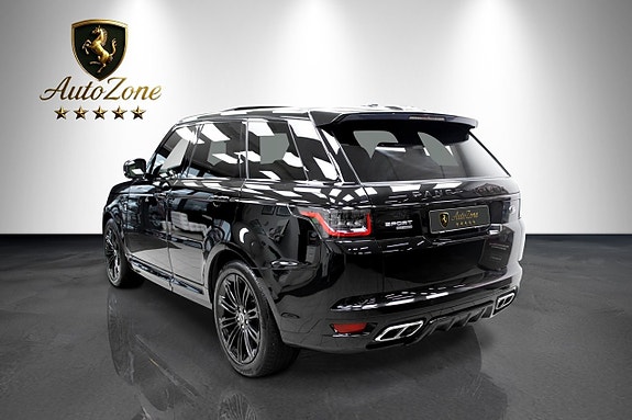 Land Rover Range Rover Sport 15 of 30