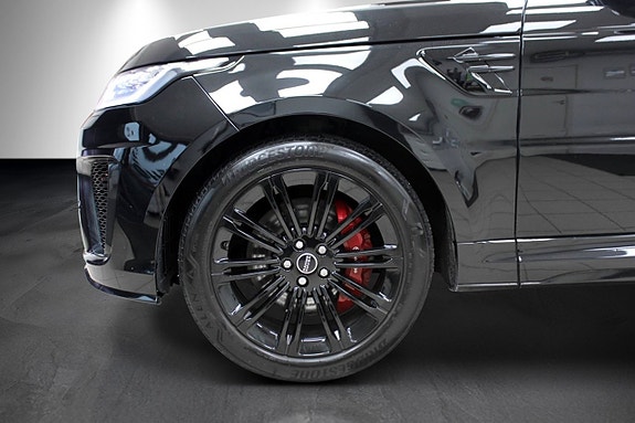 Land Rover Range Rover Sport 11 of 30