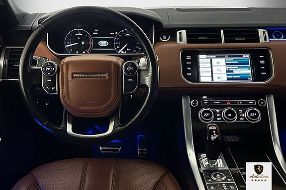 Land Rover Range Rover Sport 28 of 30
