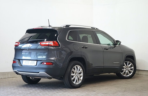 Jeep Cherokee 4 of 12