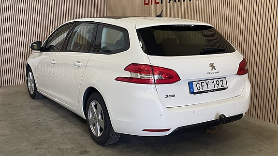Peugeot 308 SW 5 of 5